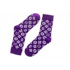 На фото 2 - Женские носки с иконками, основной цвет фиолетовый
