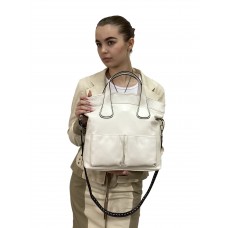 На фото 1 - Женская сумка тоут из натуральной кожи, цвет белый