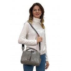 На фото 1 - Женская сумка-рюкзак трансформер из искусственной кожи, цвет серый